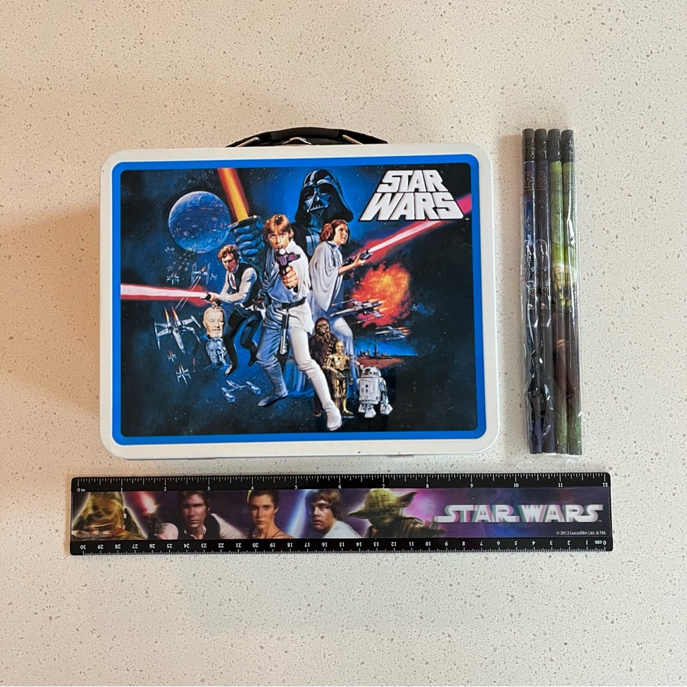 NEW Star Wars bundle! Lunchbox, ruler, pencils